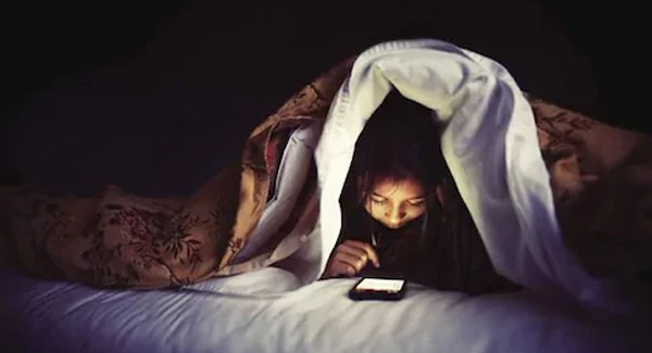 5 Ways Technology Addiction Can Affect You